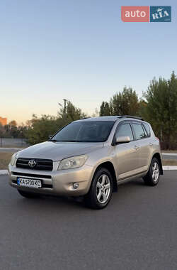 Позашляховик / Кросовер Toyota RAV4 2006 в Києві
