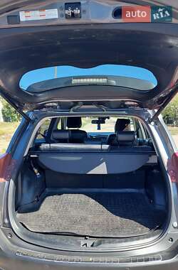 Внедорожник / Кроссовер Toyota RAV4 2015 в 