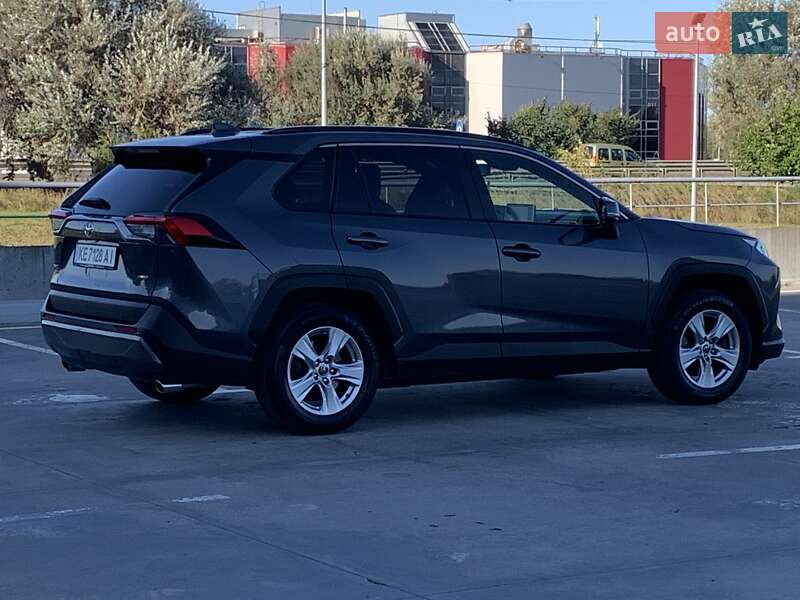 Позашляховик / Кросовер Toyota RAV4 2018 в Києві