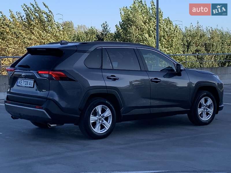 Позашляховик / Кросовер Toyota RAV4 2018 в Києві