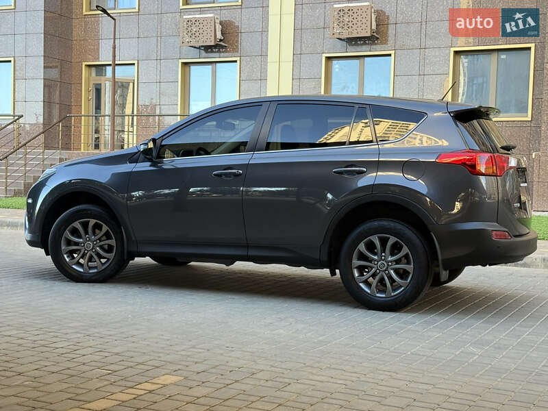Позашляховик / Кросовер Toyota RAV4 2013 в Одесі фото 26 Позашляховик / Кросовер Toyota RAV4 2013 в Одесі