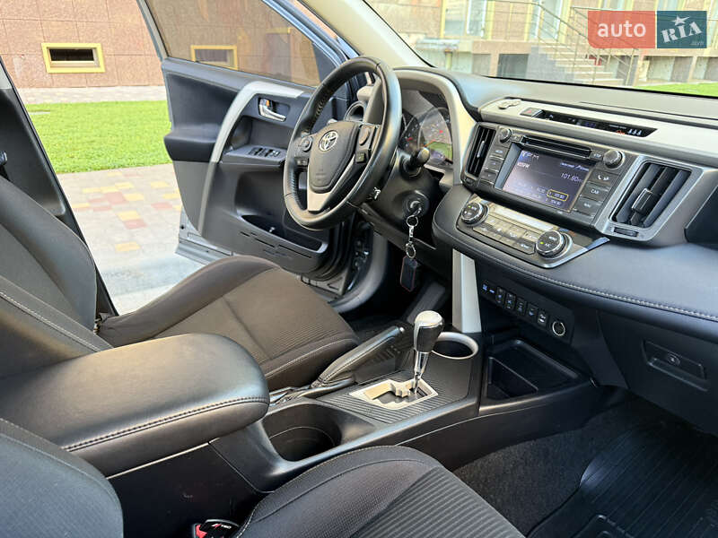 Позашляховик / Кросовер Toyota RAV4 2013 в Одесі фото 37 Позашляховик / Кросовер Toyota RAV4 2013 в Одесі
