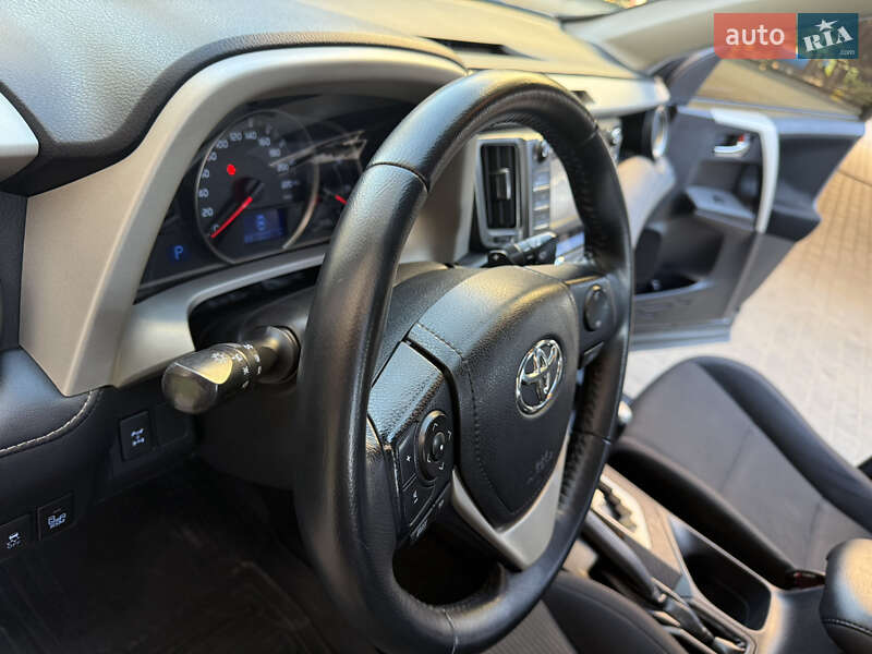 Позашляховик / Кросовер Toyota RAV4 2013 в Одесі фото 47 Позашляховик / Кросовер Toyota RAV4 2013 в Одесі