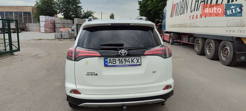 Внедорожник / Кроссовер Toyota RAV4 2015 в Виннице