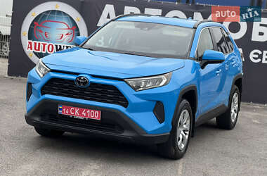 Внедорожник / Кроссовер Toyota RAV4 2019 в Львове