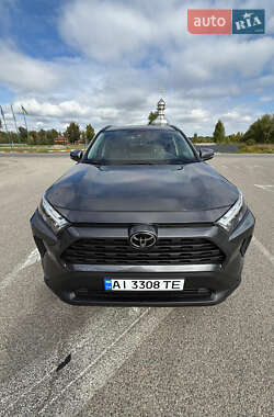 Внедорожник / Кроссовер Toyota RAV4 2023 в Киеве