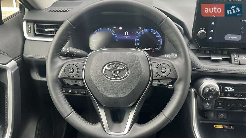 Позашляховик / Кросовер Toyota RAV4 2023 в Києві
