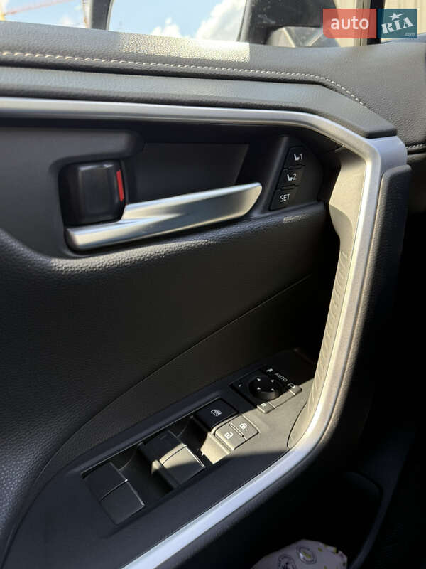 Внедорожник / Кроссовер Toyota RAV4 2020 в Виннице фото 27 Внедорожник / Кроссовер Toyota RAV4 2020 в Виннице