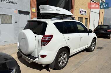 Внедорожник / Кроссовер Toyota RAV4 2009 в Харькове