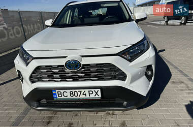 Внедорожник / Кроссовер Toyota RAV4 2024 в Львове