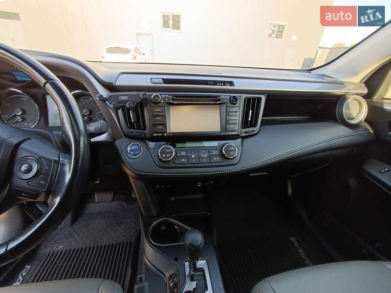 Позашляховик / Кросовер Toyota RAV4 2017 в Києві фото 19 Позашляховик / Кросовер Toyota RAV4 2017 в Києві
