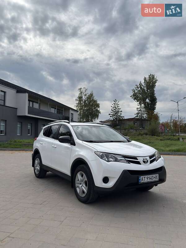 Внедорожник / Кроссовер Toyota RAV4 2015 в Долине фото 13 Внедорожник / Кроссовер Toyota RAV4 2015 в Долине