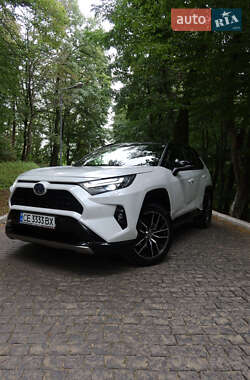 Позашляховик / Кросовер Toyota RAV4 2023 в Чернівцях