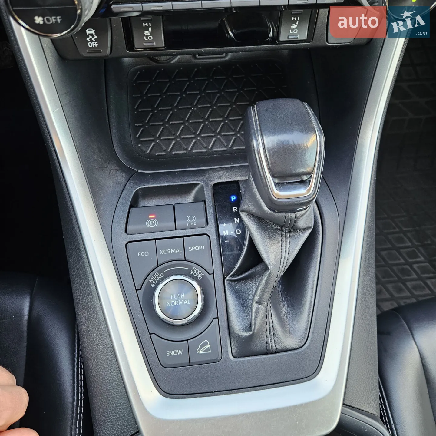 2019 Toyota RAV 4 - мініатюра 13