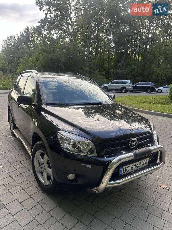 Внедорожник / Кроссовер Toyota RAV4 2008 в Львове