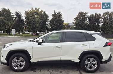Позашляховик / Кросовер Toyota RAV4 2022 в Броварах