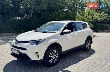 Внедорожник / Кроссовер Toyota RAV4 2016 в Одессе