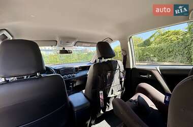 Внедорожник / Кроссовер Toyota RAV4 2016 в Одессе