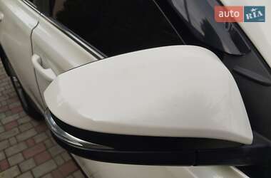 Внедорожник / Кроссовер Toyota RAV4 2013 в 