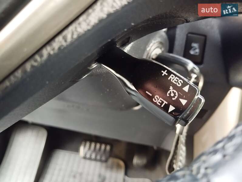 Позашляховик / Кросовер Toyota RAV4 2013 в Одесі