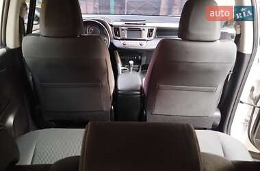 Внедорожник / Кроссовер Toyota RAV4 2013 в 