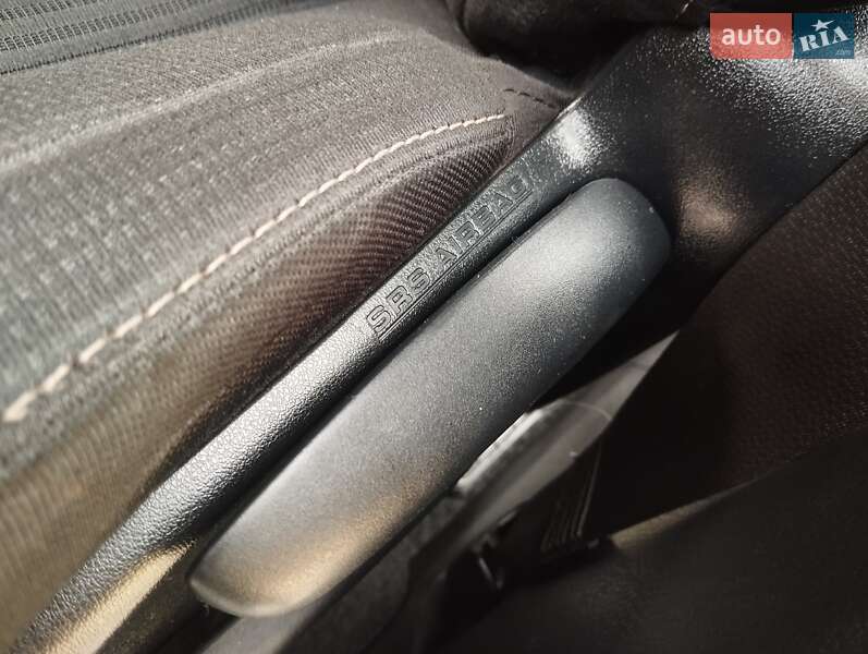 Позашляховик / Кросовер Toyota RAV4 2013 в Одесі