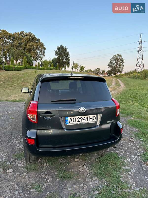 Позашляховик / Кросовер Toyota RAV4 2008 в Ужгороді фото 4 Позашляховик / Кросовер Toyota RAV4 2008 в Ужгороді
