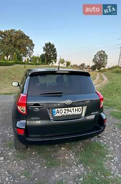 Внедорожник / Кроссовер Toyota RAV4 2008 в 