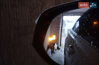 Внедорожник / Кроссовер Toyota RAV4 2013 в 