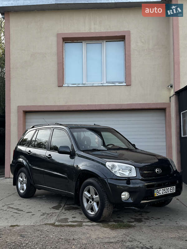 Toyota RAV4 2005