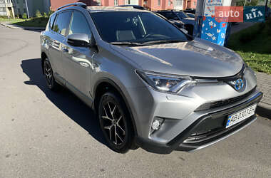 Позашляховик / Кросовер Toyota RAV4 2017 в  фото 13 Позашляховик / Кросовер Toyota RAV4 2017 в