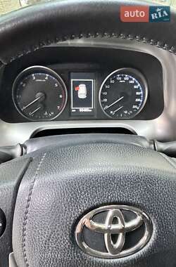 Внедорожник / Кроссовер Toyota RAV4 2016 в Киеве