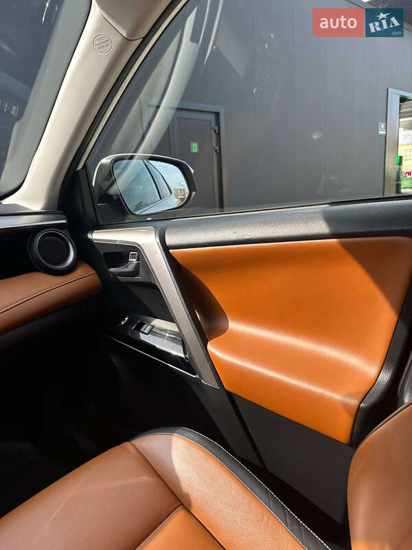 Внедорожник / Кроссовер Toyota RAV4 2016 в Одессе