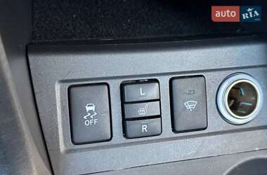 Внедорожник / Кроссовер Toyota RAV4 2011 в 