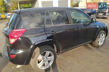 Внедорожник / Кроссовер Toyota RAV4 2007 в 