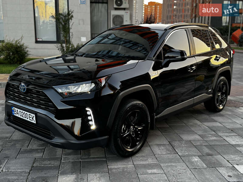 Toyota RAV4 2021