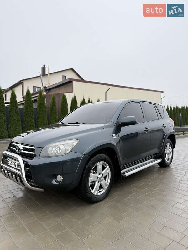 Toyota RAV4 2005