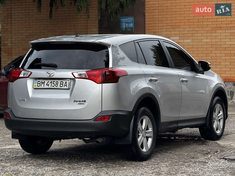 Позашляховик / Кросовер Toyota RAV4 2013 в Ромнах