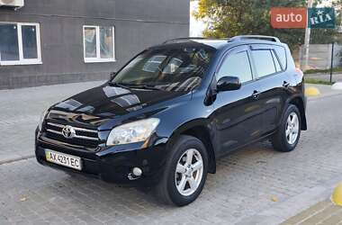 Внедорожник / Кроссовер Toyota RAV4 2007 в 
