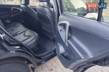 Внедорожник / Кроссовер Toyota RAV4 2007 в 