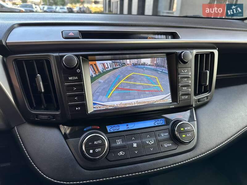 Внедорожник / Кроссовер Toyota RAV4 2017 в Киеве