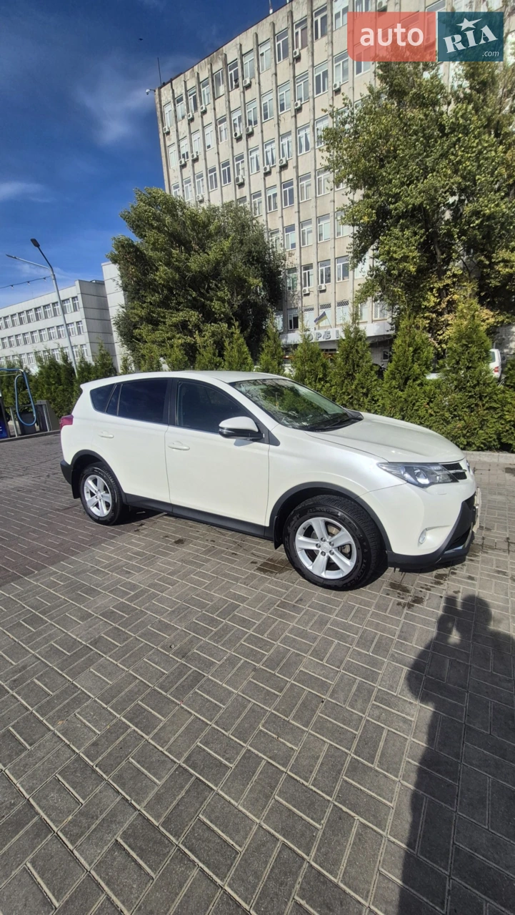 2014 Toyota RAV 4 - мініатюра 5