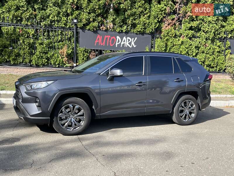 Toyota RAV4 2024