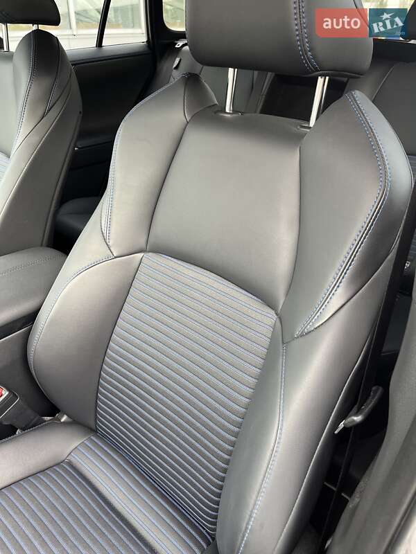 Внедорожник / Кроссовер Toyota RAV4 2024 в Киеве фото 22 Внедорожник / Кроссовер Toyota RAV4 2024 в Киеве