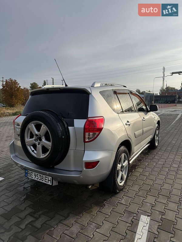 Toyota RAV4 2007