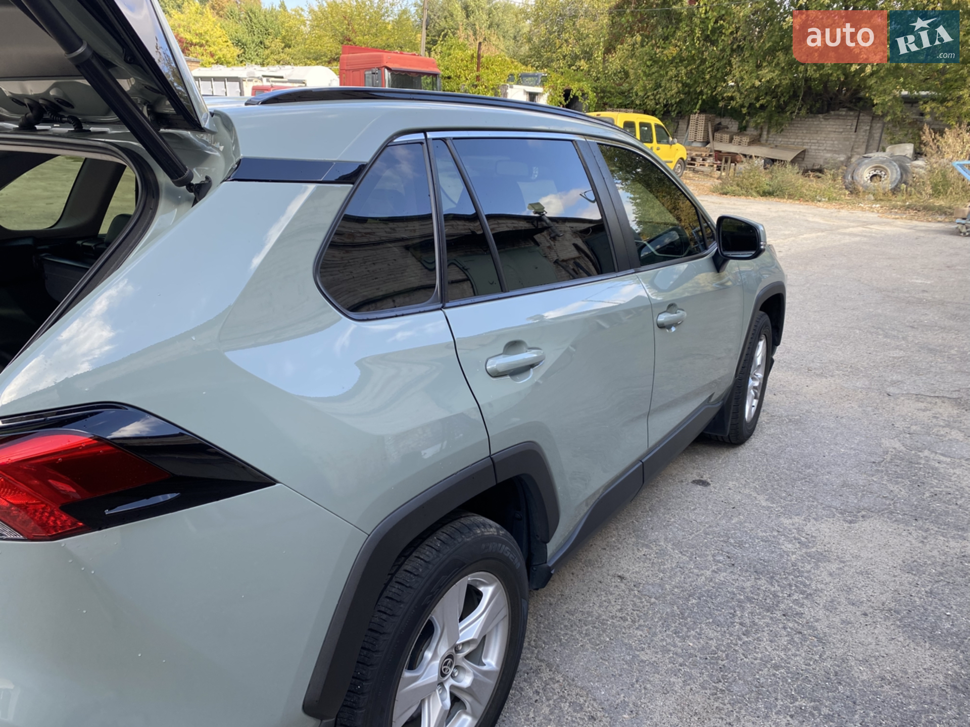 2020 Toyota RAV 4 - мініатюра 5