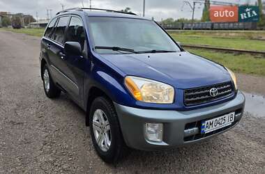 Внедорожник / Кроссовер Toyota RAV4 2003 в Бердичеве