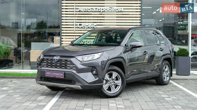Внедорожник / Кроссовер Toyota RAV4 2024 в Львове