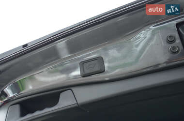 Внедорожник / Кроссовер Toyota RAV4 2024 в 