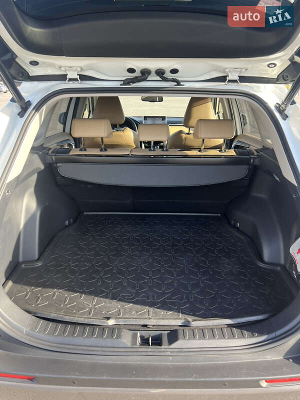 Позашляховик / Кросовер Toyota RAV4 2019 в Харкові фото 13 Позашляховик / Кросовер Toyota RAV4 2019 в Харкові